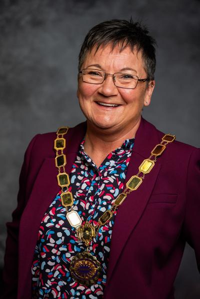 Michala Medcalf with necklace.jpg