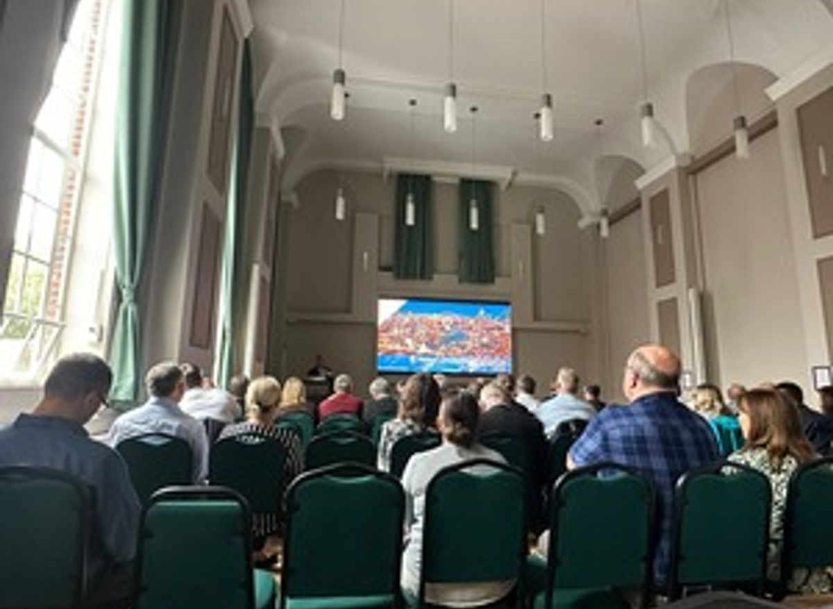 London and South East Region: Serendipity in Lighting